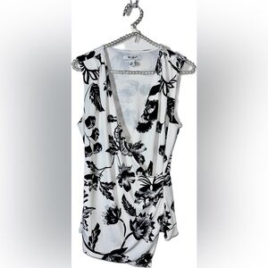 White House Black Market Top